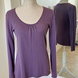 Lightweight purple knit top, size Medium
